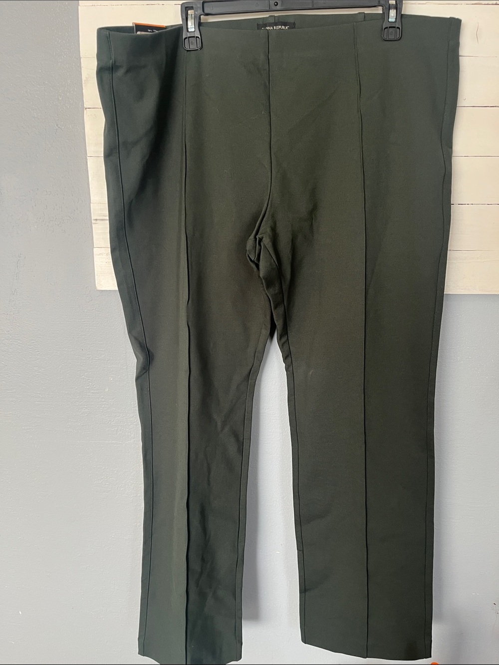 Banana Republic Olive Green Ponte Trouser Pants